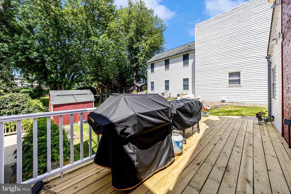 213 W MAIN STREET