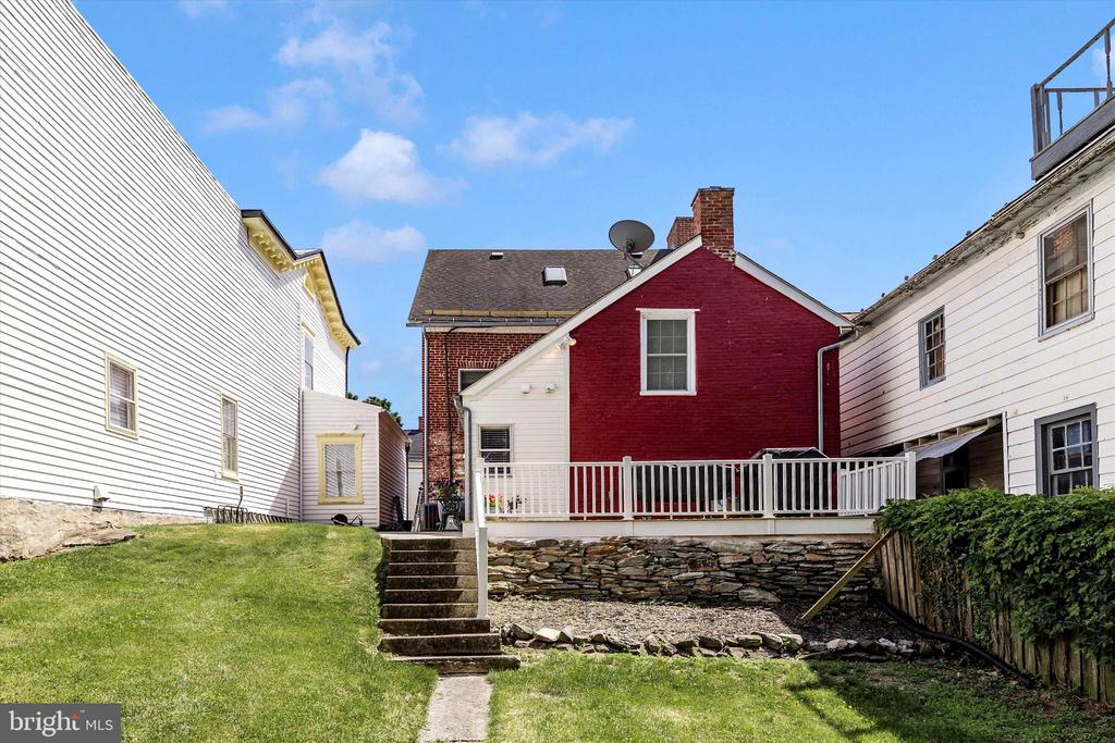 213 W MAIN STREET