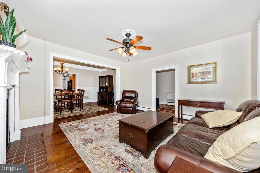 213 W MAIN STREET