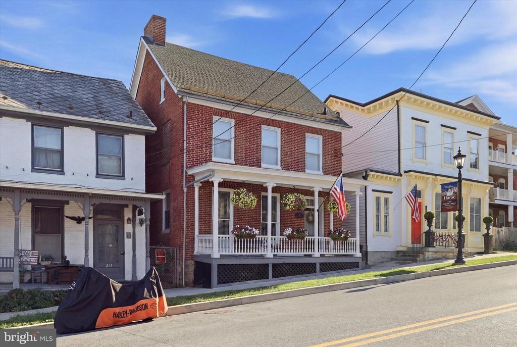 213 W MAIN STREET