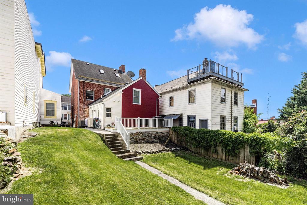 213 W MAIN STREET