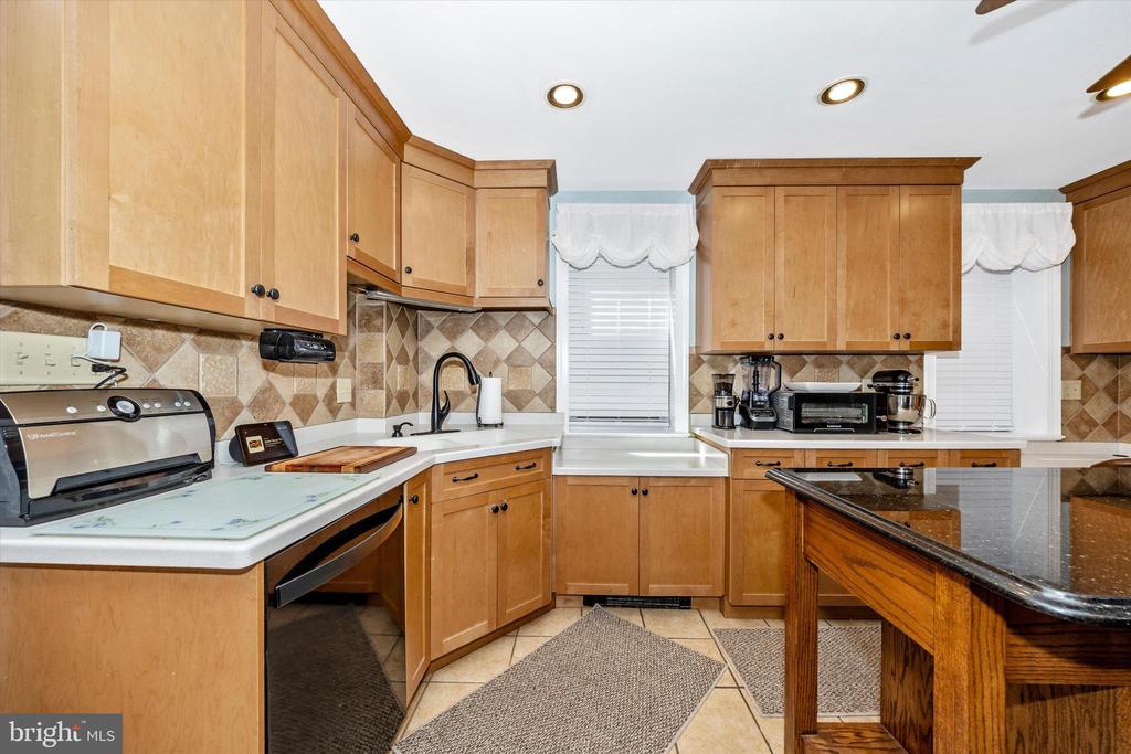 213 W MAIN STREET