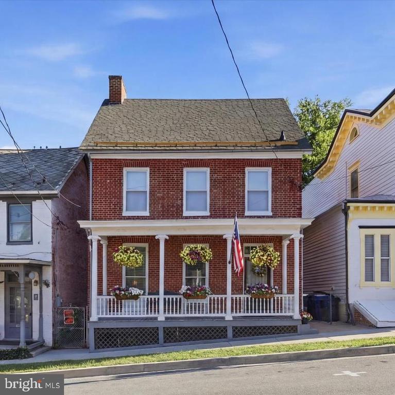213 W MAIN STREET