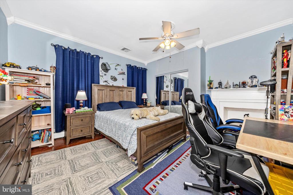 213 W MAIN STREET