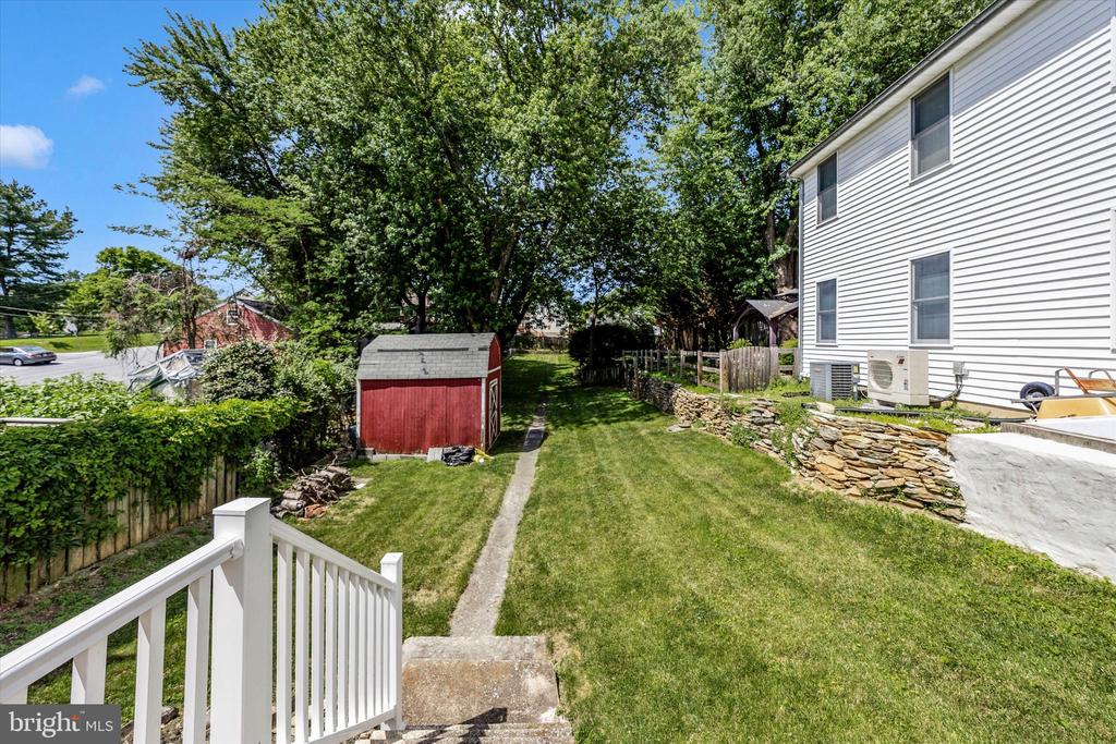 213 W MAIN STREET