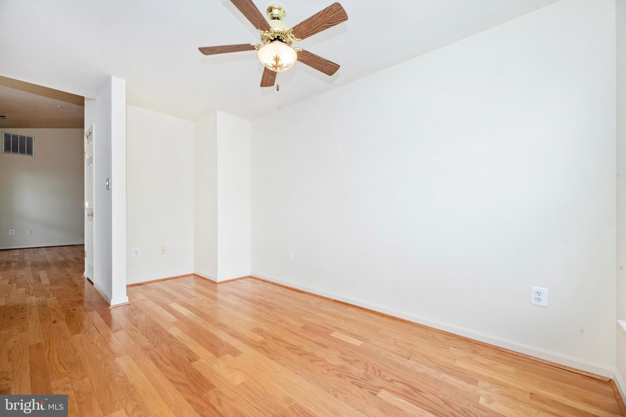 2506 COACH HOUSE WAY 3B