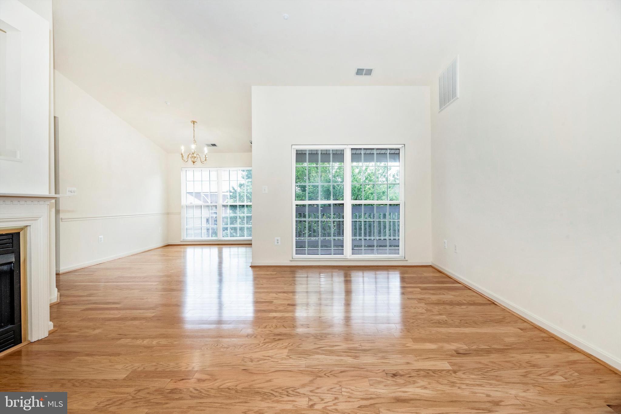 2506 COACH HOUSE WAY 3B