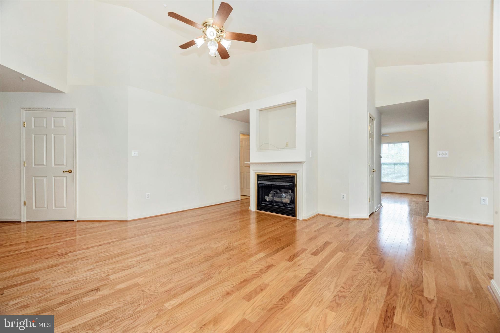 2506 COACH HOUSE WAY 3B