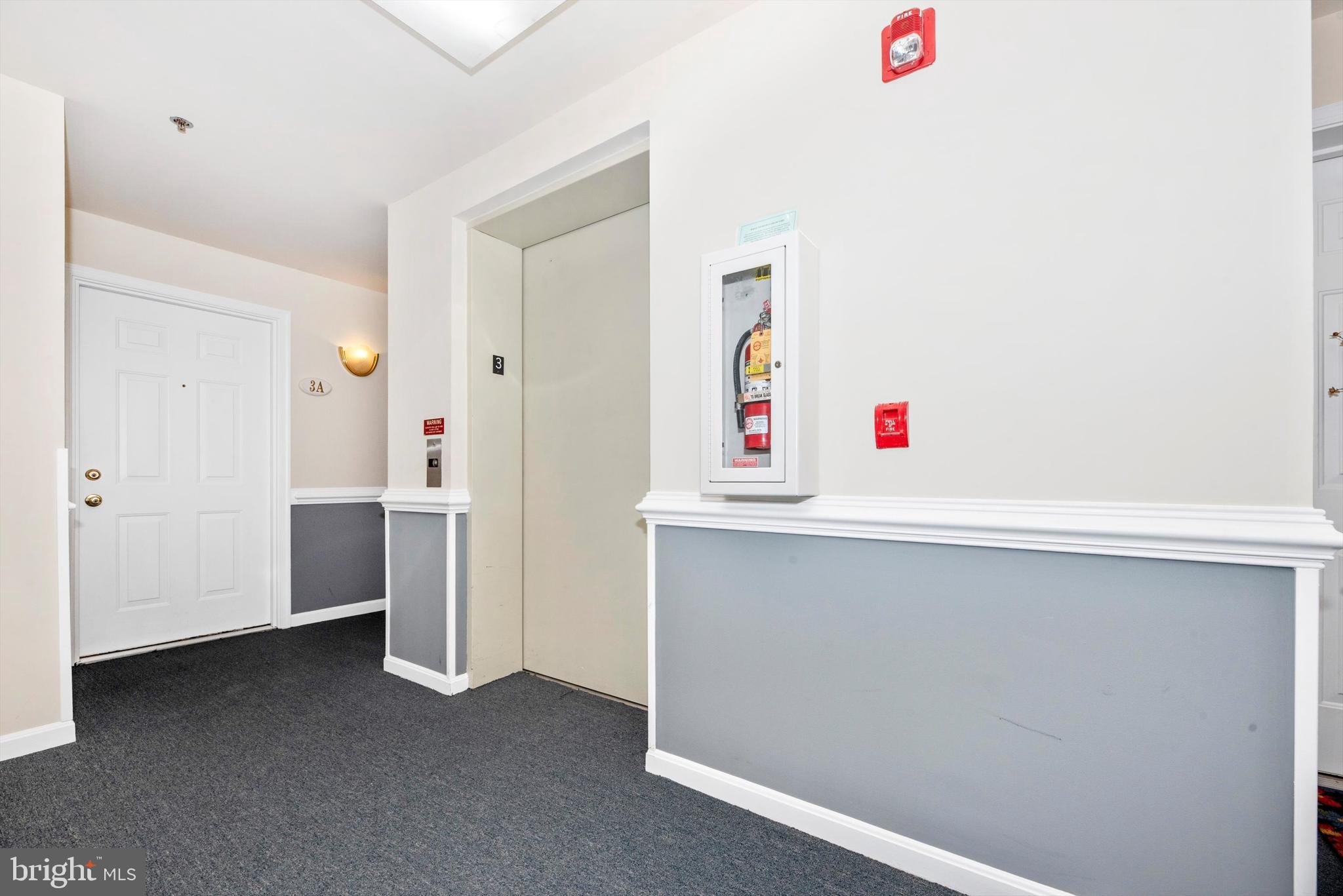 2506 COACH HOUSE WAY 3B