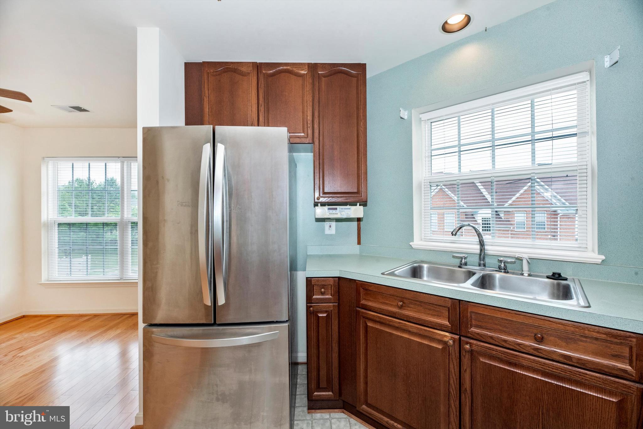 2506 COACH HOUSE WAY 3B