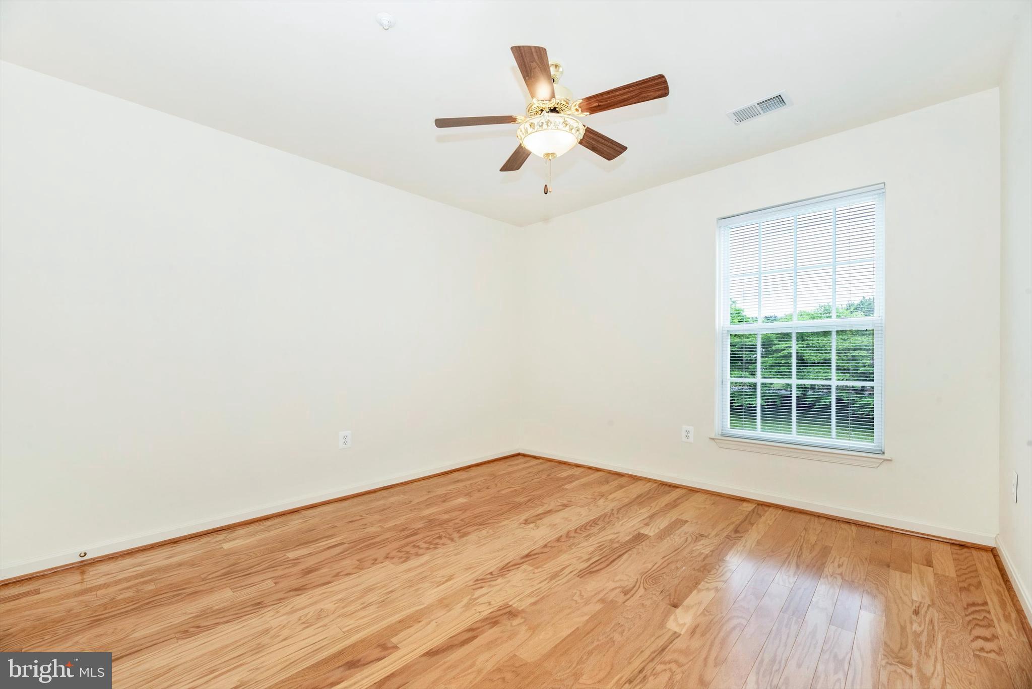 2506 COACH HOUSE WAY 3B