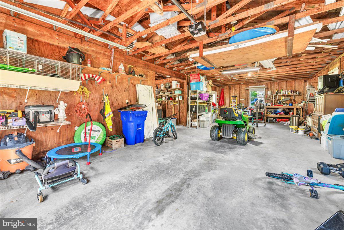 14011 PRYOR ROAD