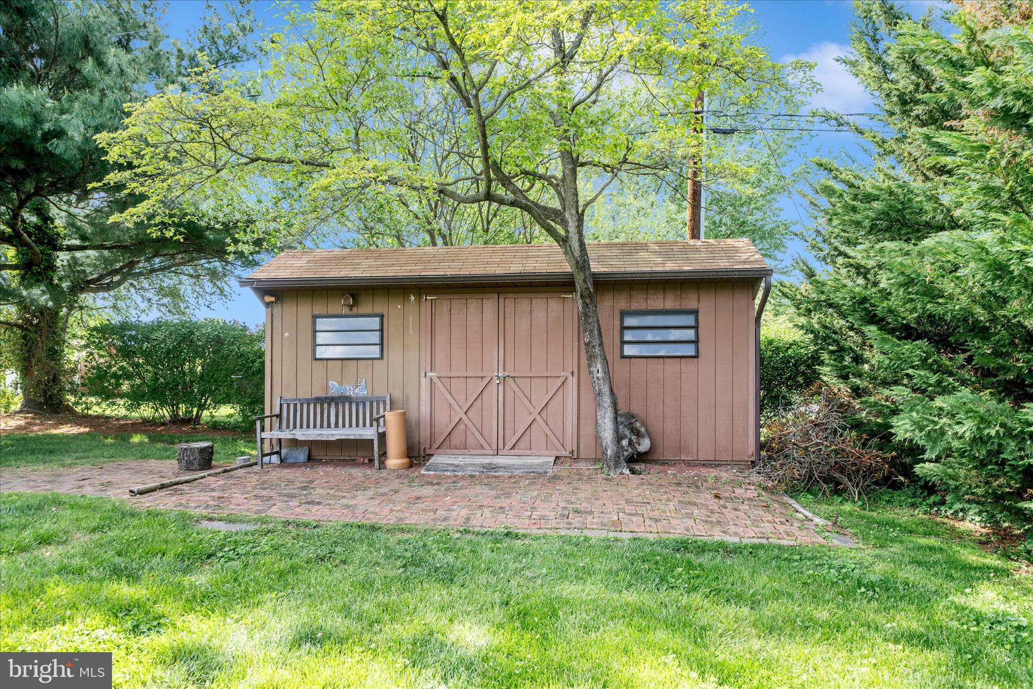 9496 POCONO DRIVE