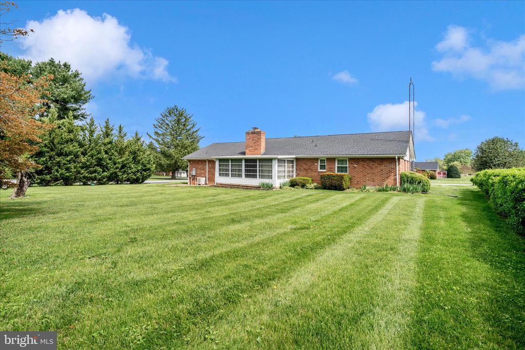 9496 POCONO DRIVE