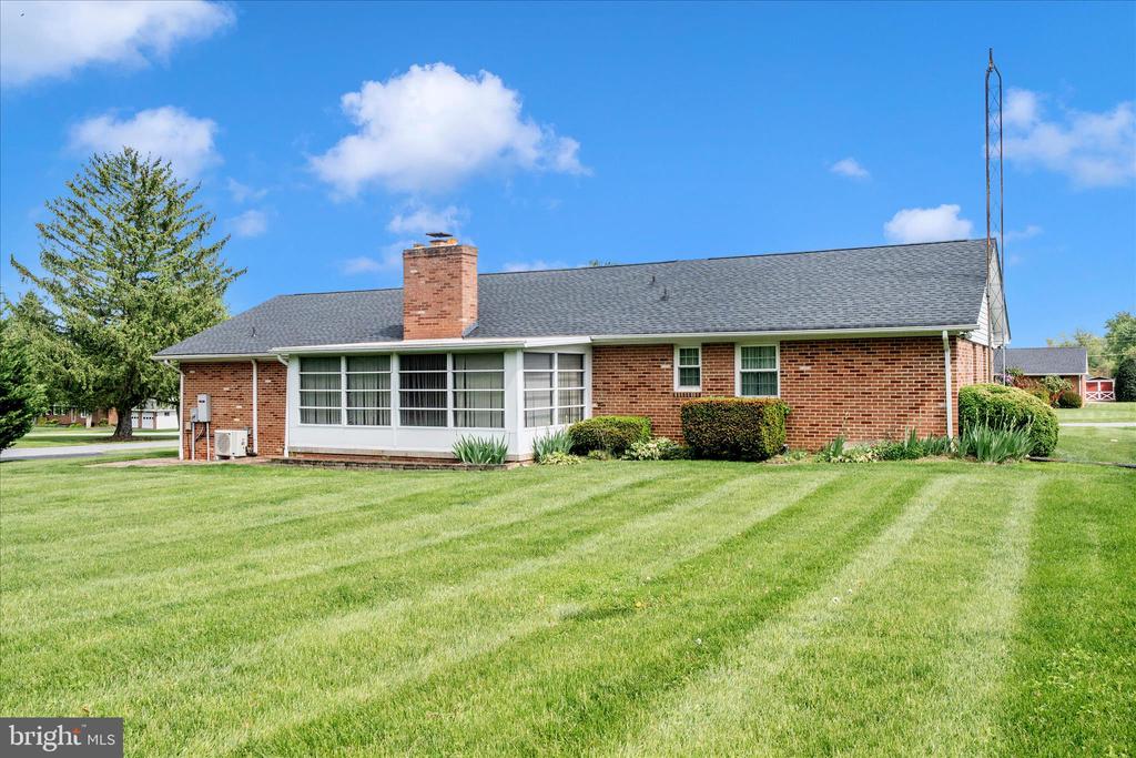 9496 POCONO DRIVE