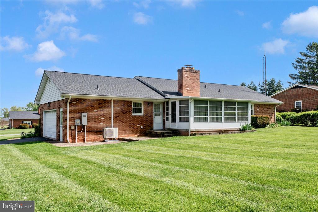 9496 POCONO DRIVE