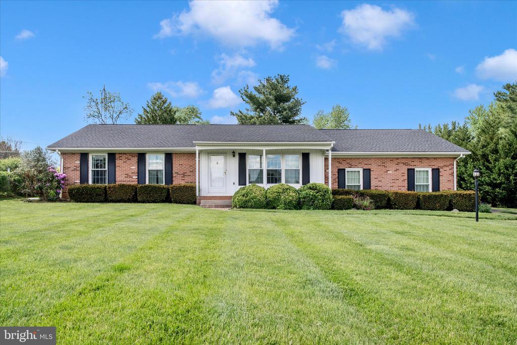 9496 POCONO DRIVE