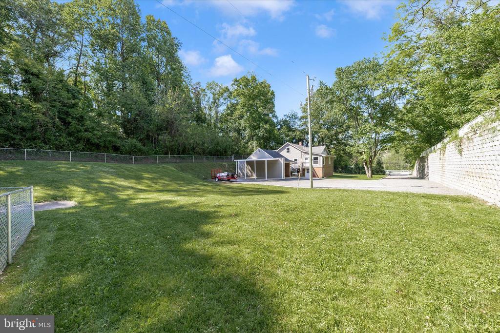 9401 BALTIMORE ROAD