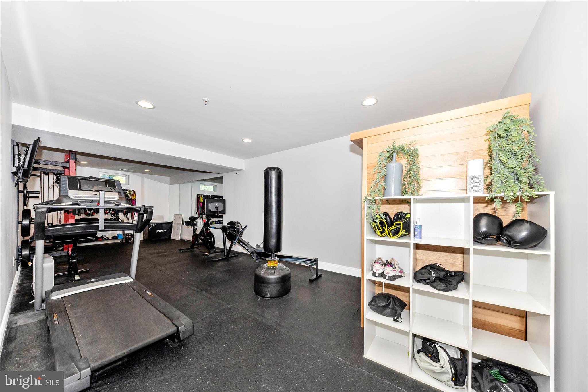 6831 REHNQUIST COURT