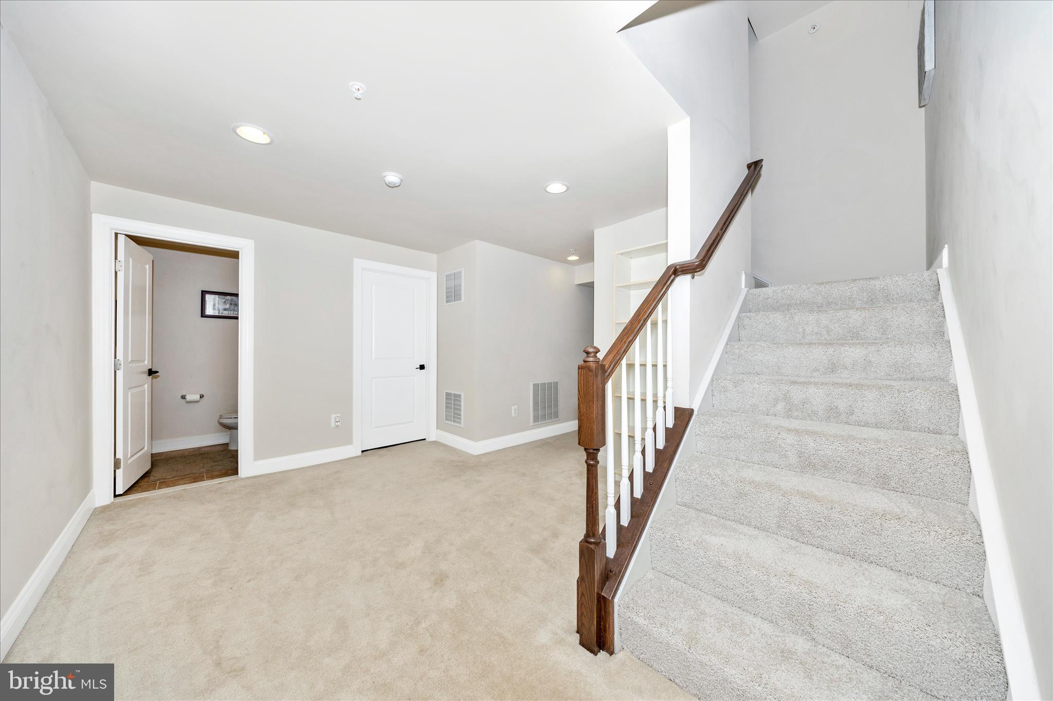 6831 REHNQUIST COURT