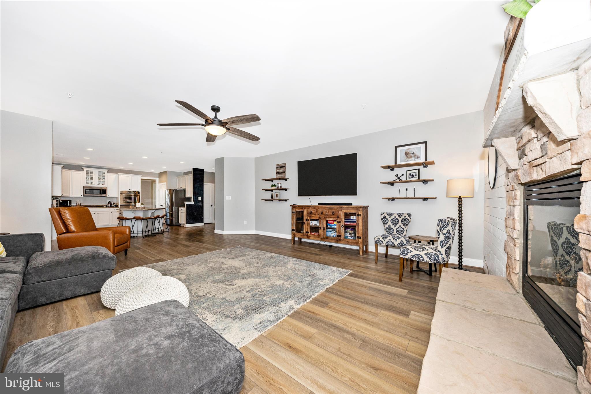 6831 REHNQUIST COURT