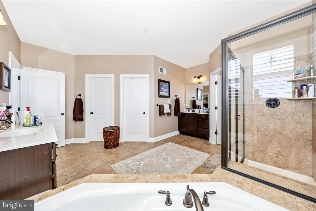748 POTOMAC VIEW PARKWAY