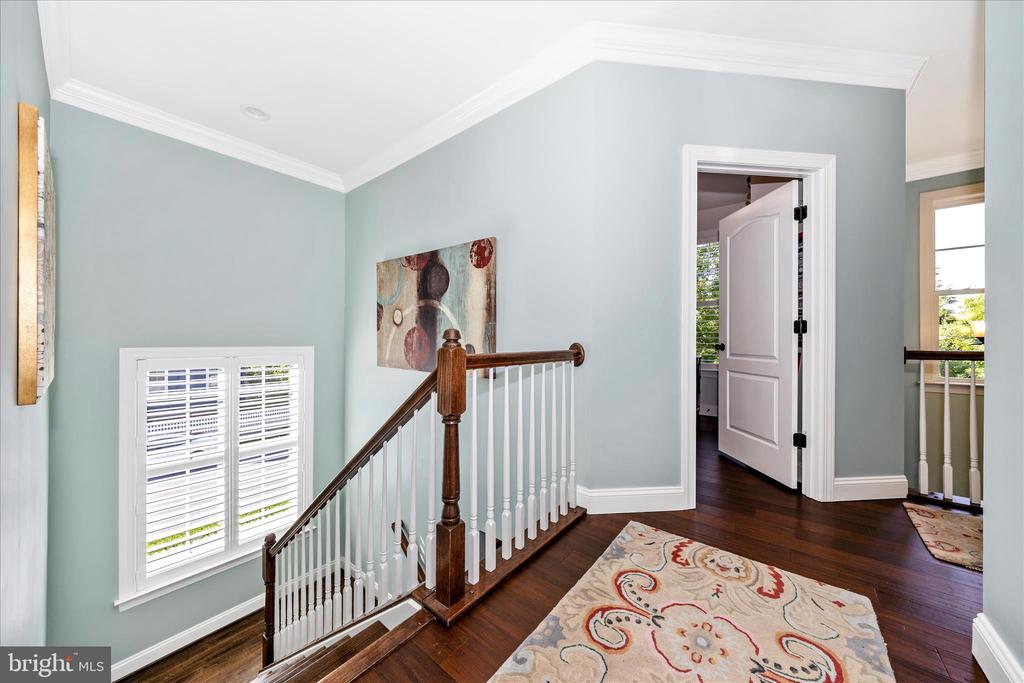 748 POTOMAC VIEW PARKWAY