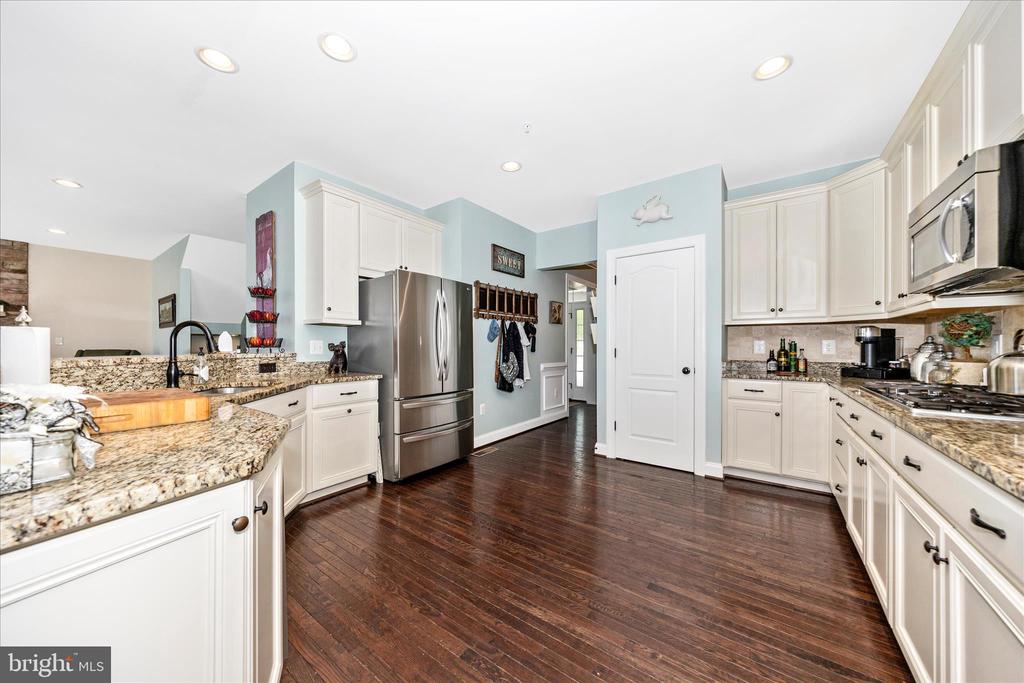 748 POTOMAC VIEW PARKWAY