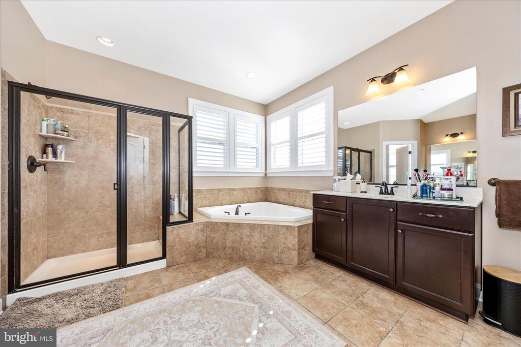 748 POTOMAC VIEW PARKWAY