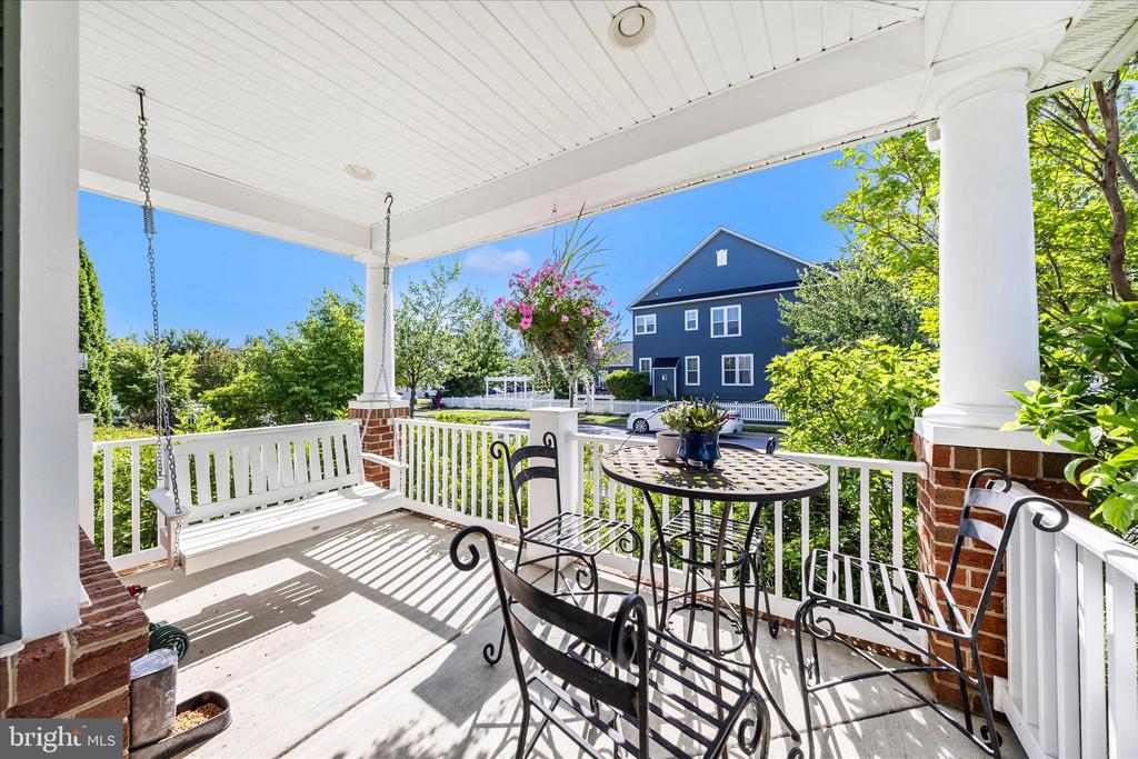 748 POTOMAC VIEW PARKWAY