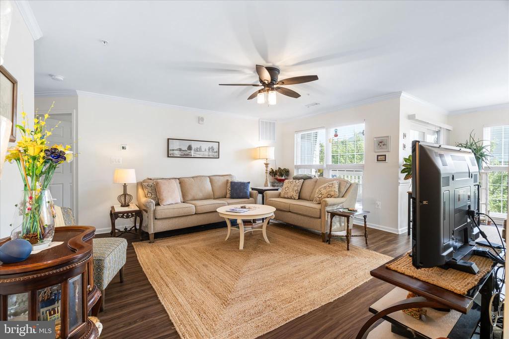 2507 SHELLEY CIRCLE Unit: 2C