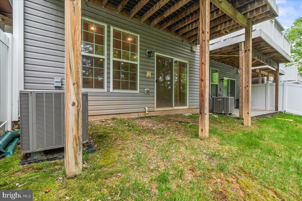 309 SPRING BANK WAY