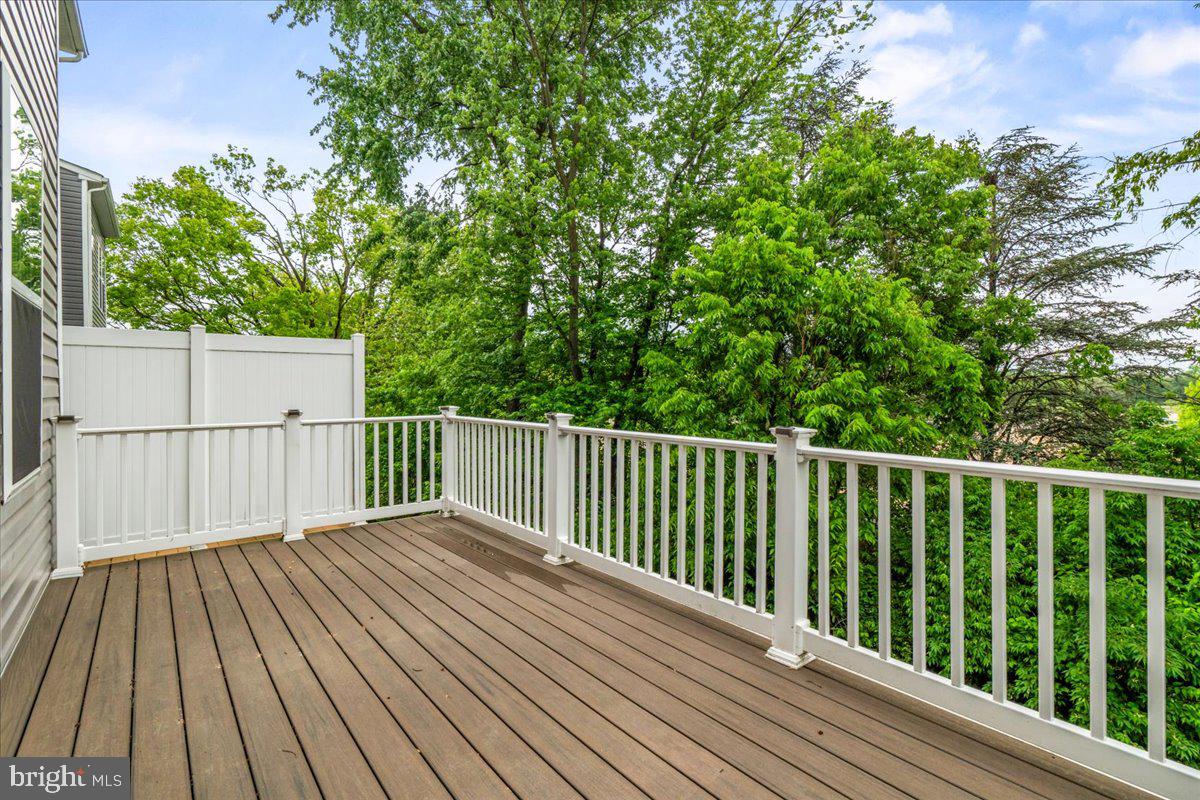309 SPRING BANK WAY