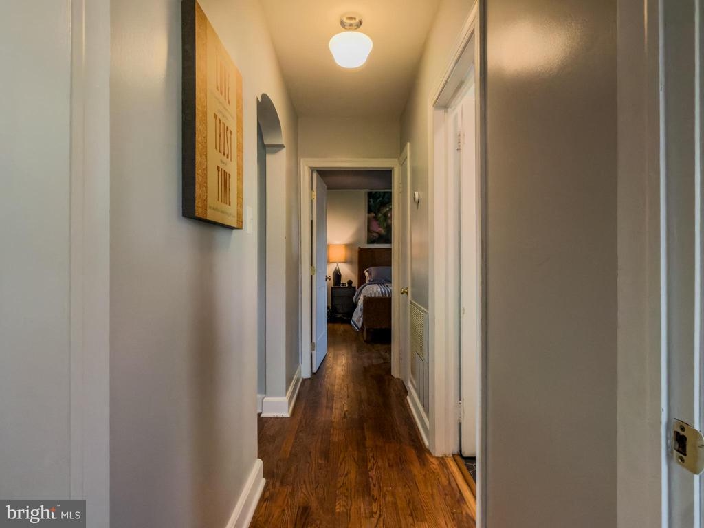 1 W 14TH STREET W