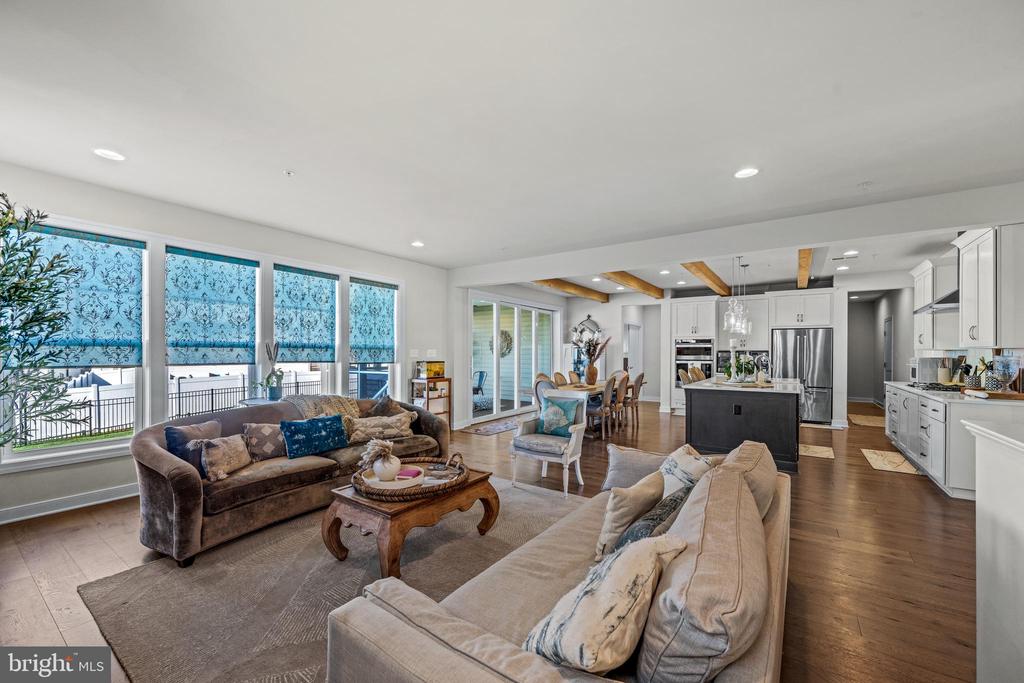 11058 EMERALD CROWN DRIVE