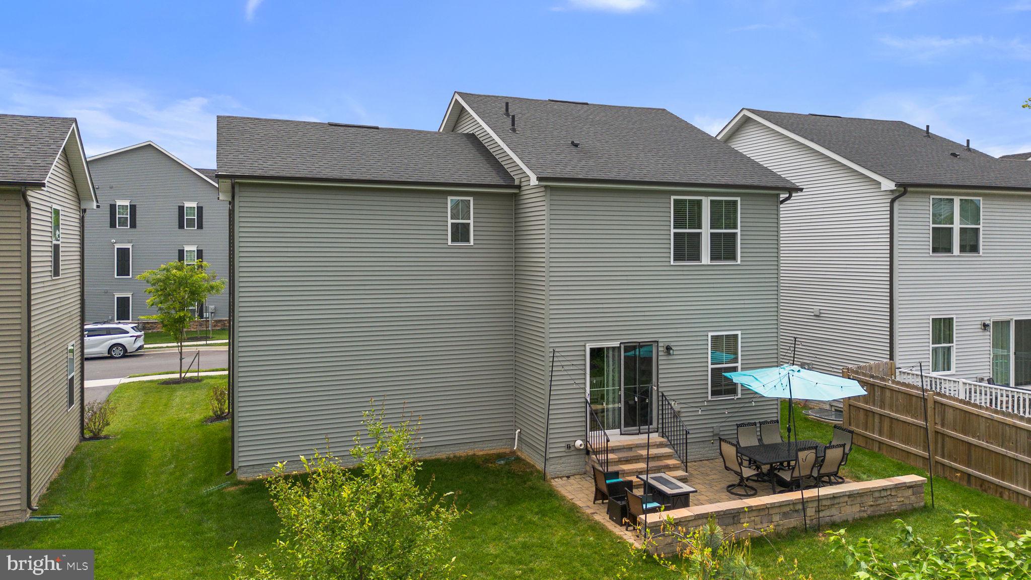 1713 AURORA WAY