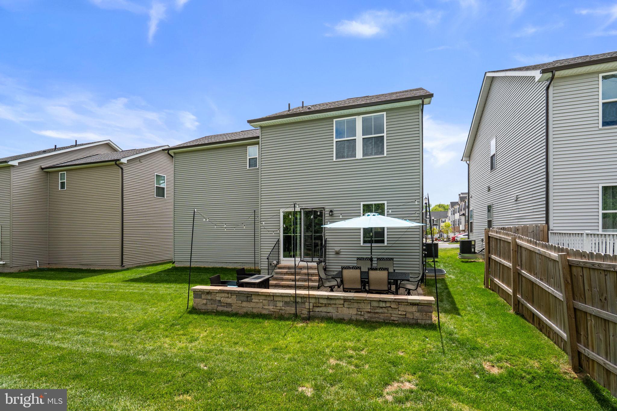 1713 AURORA WAY