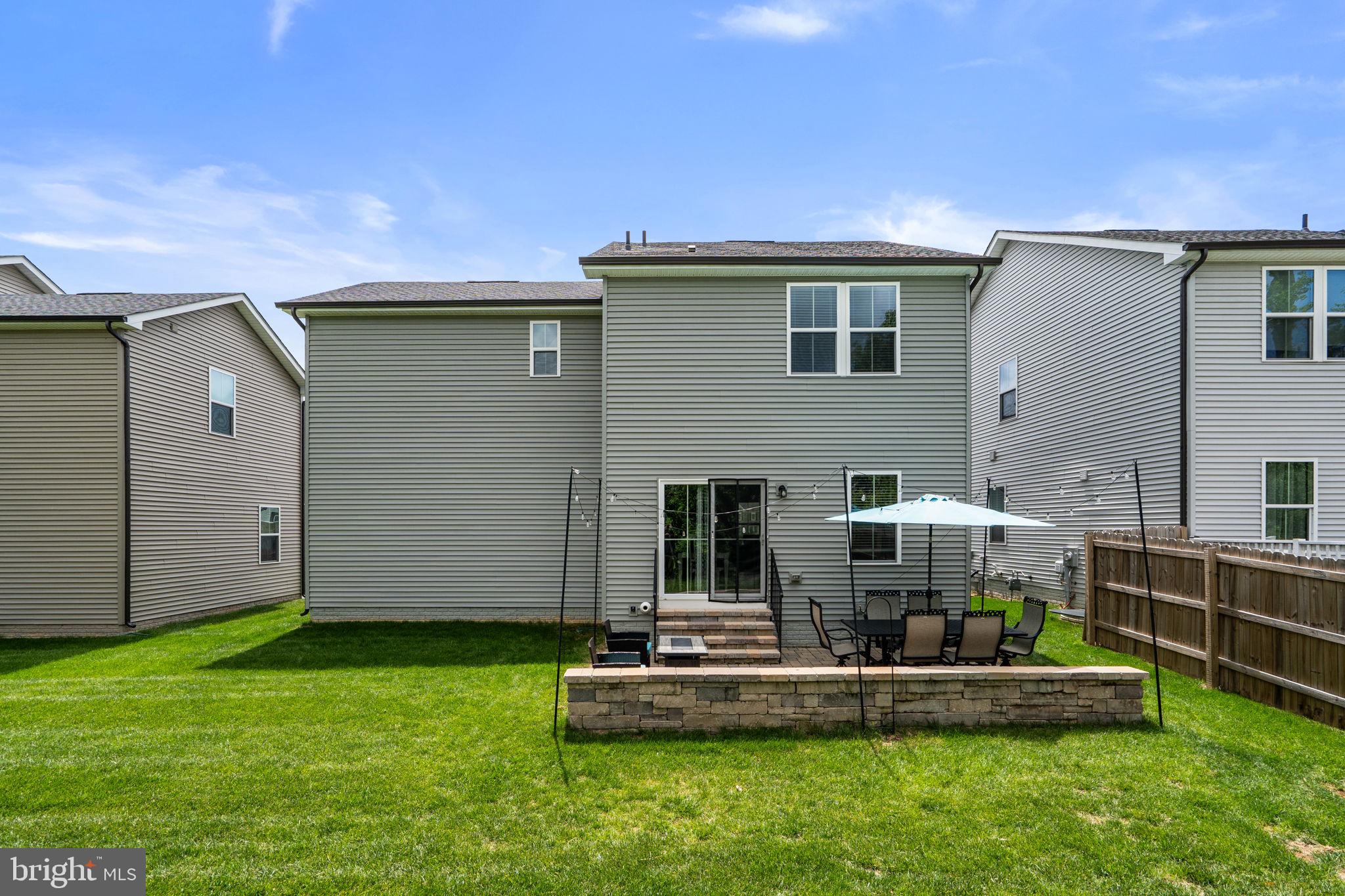 1713 AURORA WAY