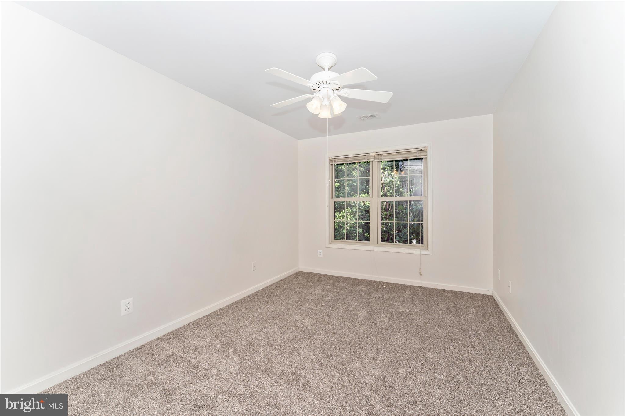 6976 MEADOWPOINT TERRACE