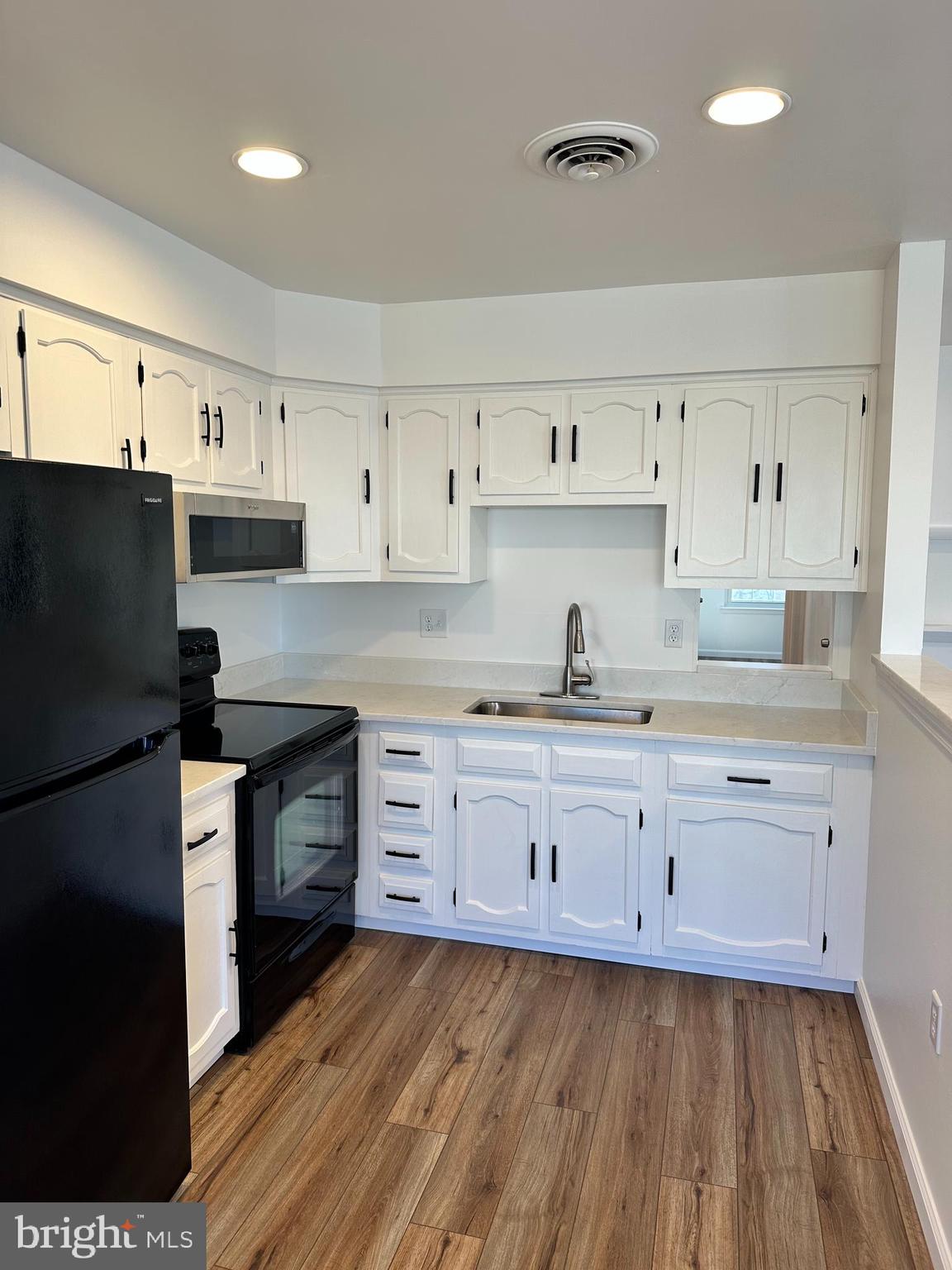 7044 BASSWOOD ROAD 11