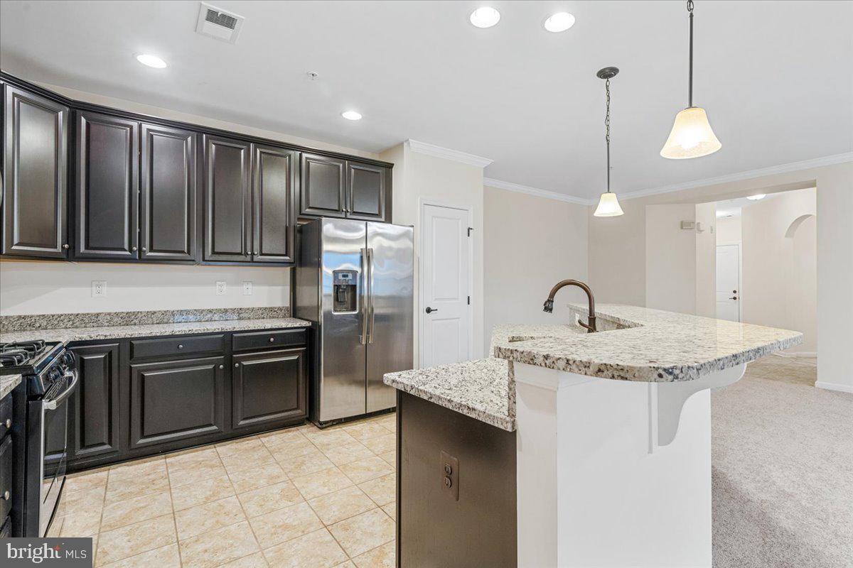 6501 WALCOTT LANE 301