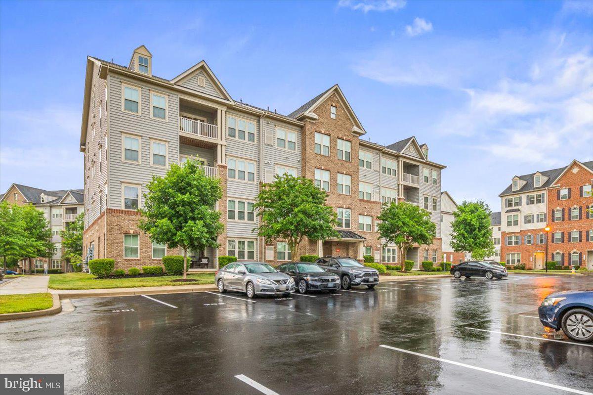 6501 WALCOTT LANE 301