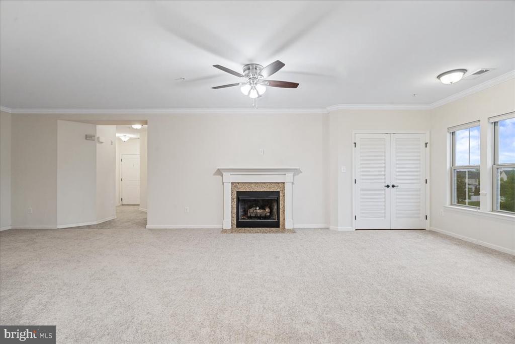 6501 WALCOTT LANE 301
