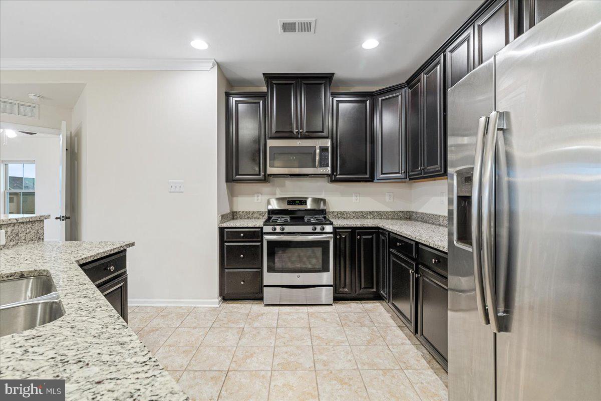 6501 WALCOTT LANE 301