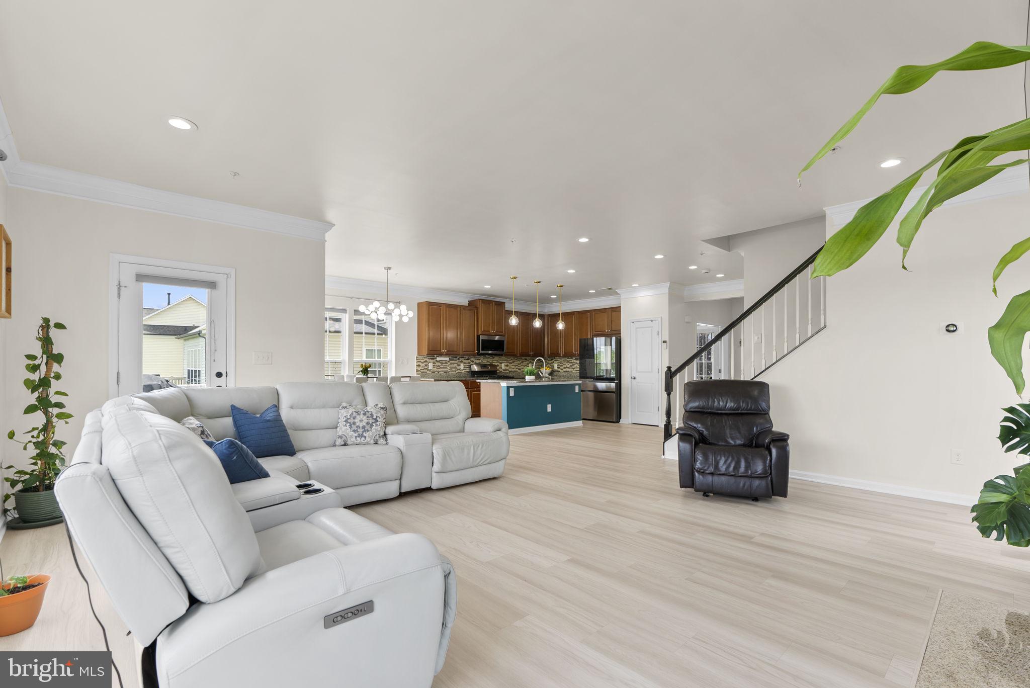 310 MACKINTOSH ROAD