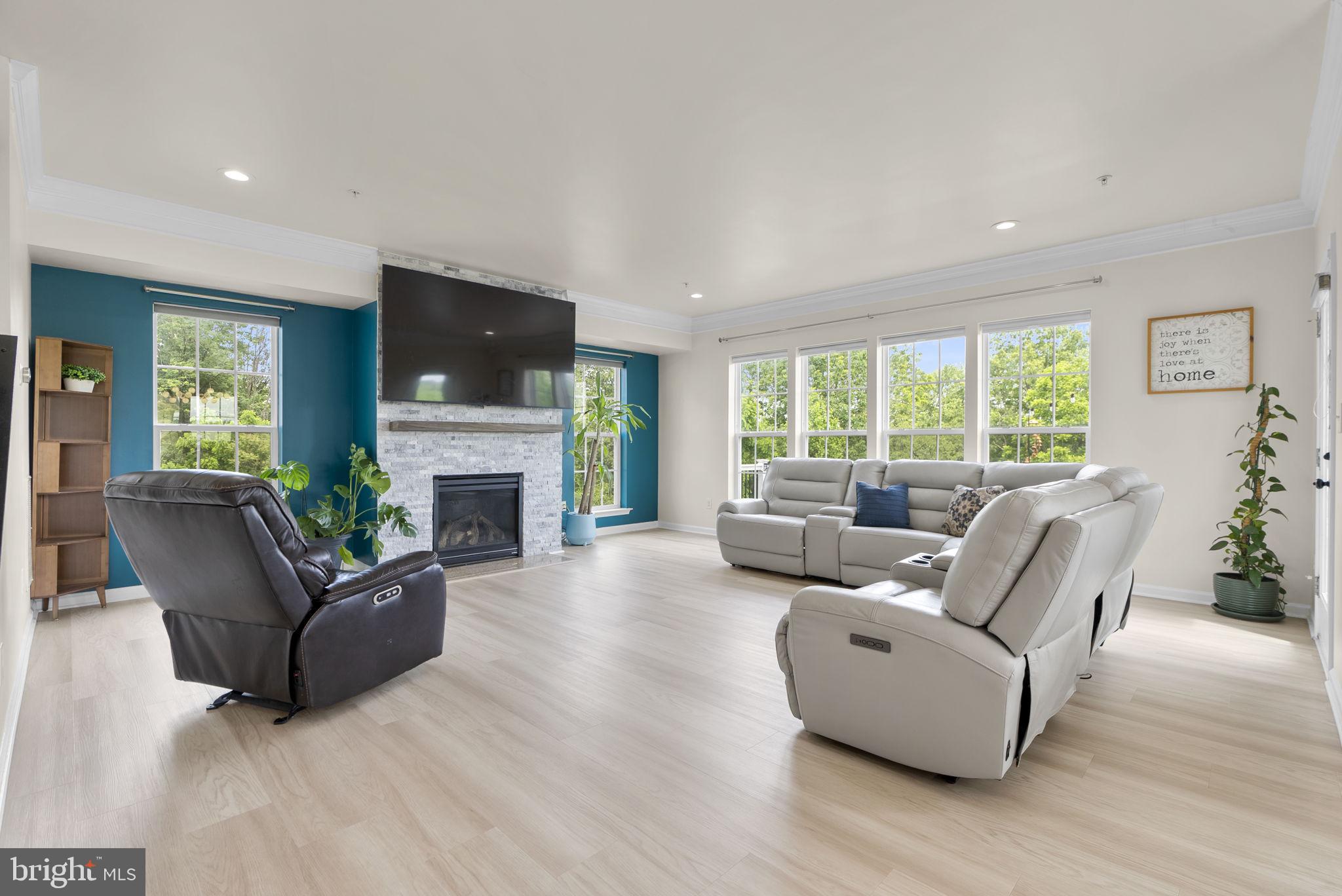310 MACKINTOSH ROAD
