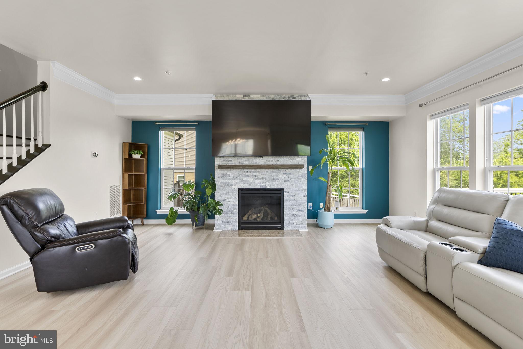 310 MACKINTOSH ROAD