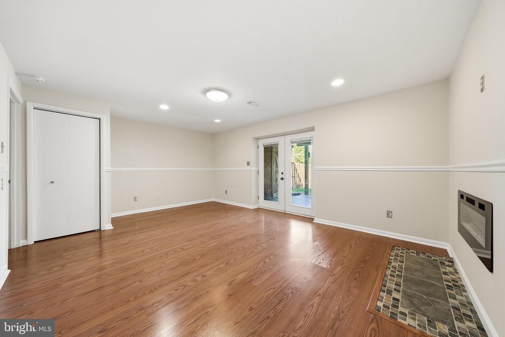 1478 DOCKSIDE COURT