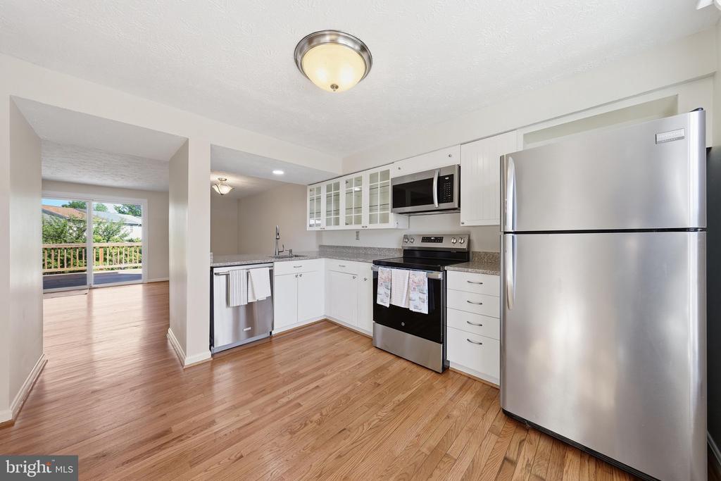 1478 DOCKSIDE COURT