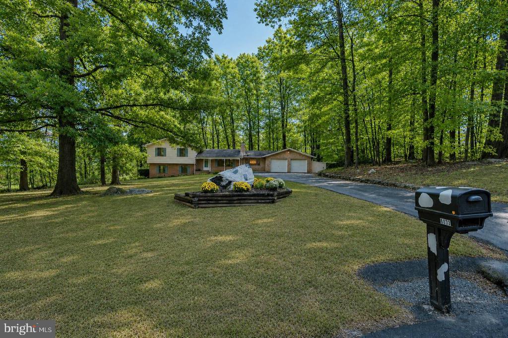 6033 BOYERS MILL ROAD